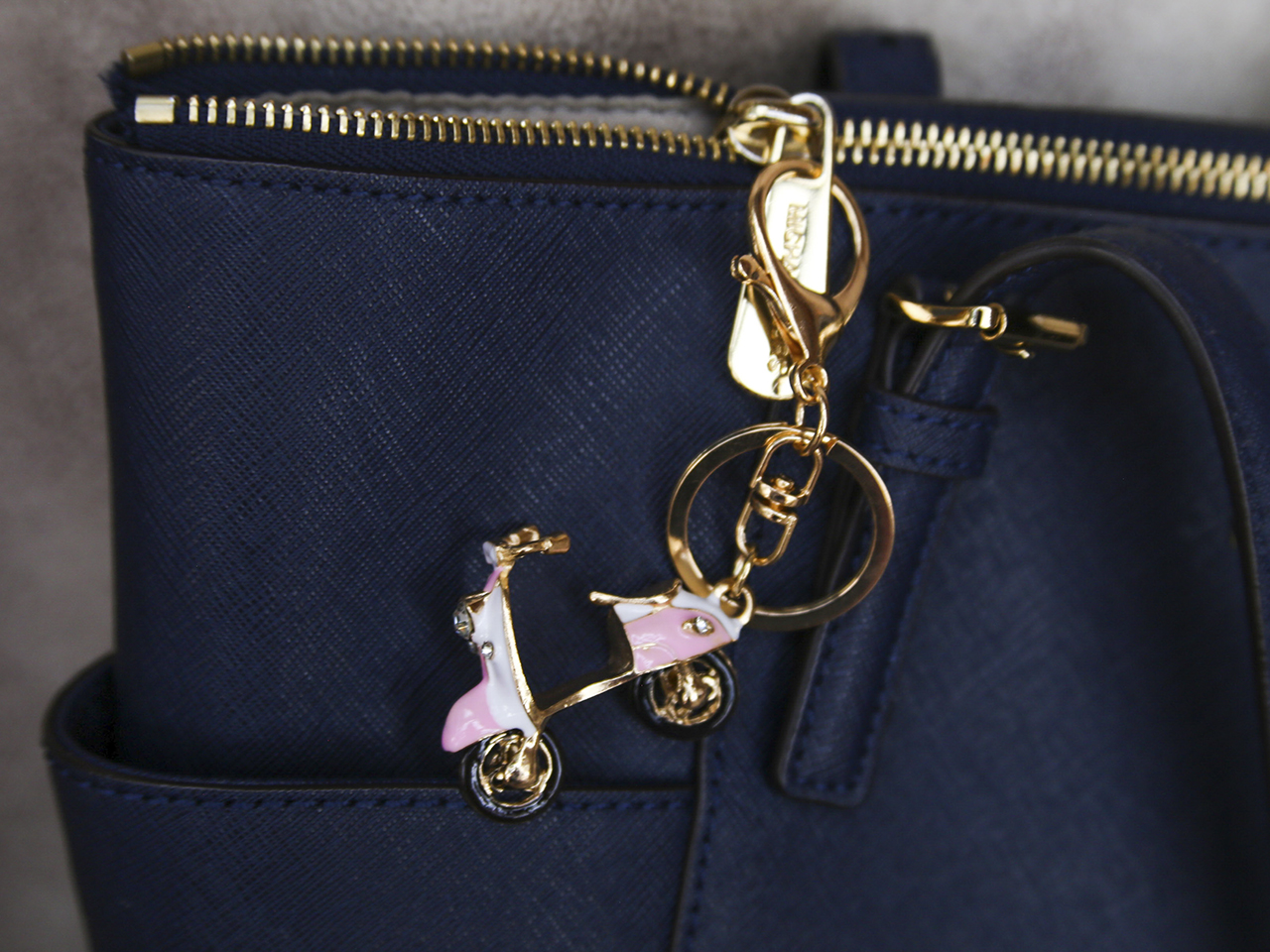 9c51832f7c7f5e7c7942787072a1f150