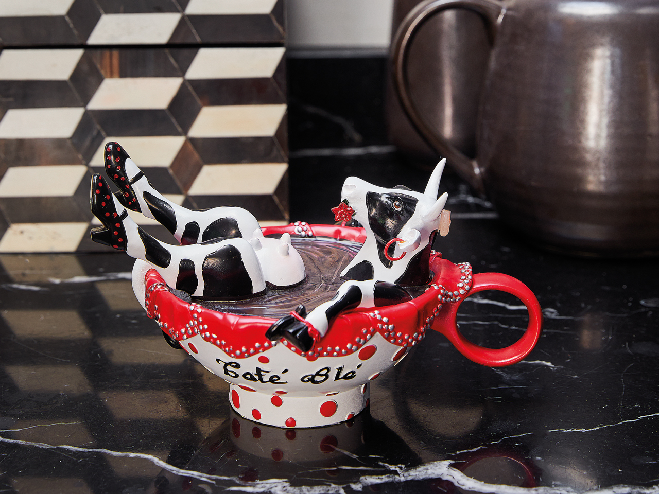 d9ddd02a06c54055b8668a1d8a08e7d4